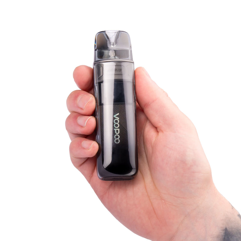 Space Grey Voopoo Argus E40 vape kit in hand.